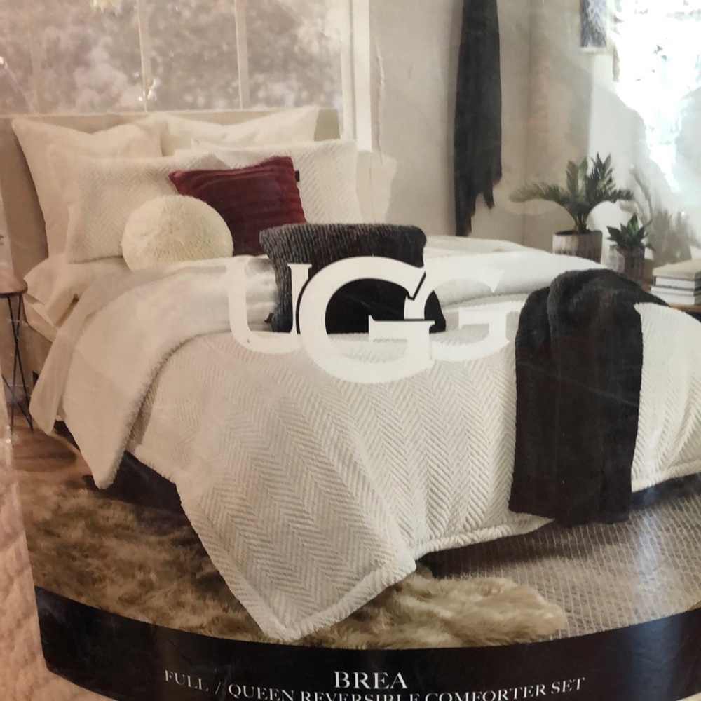 Ugg Brea full queen comforter set